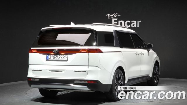 Kia Carnival 2020 thumb 3