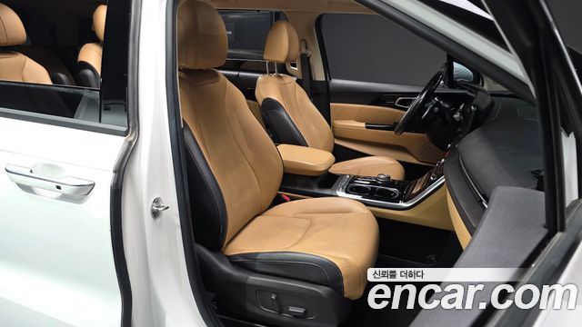 Kia Carnival 2020 thumb 11