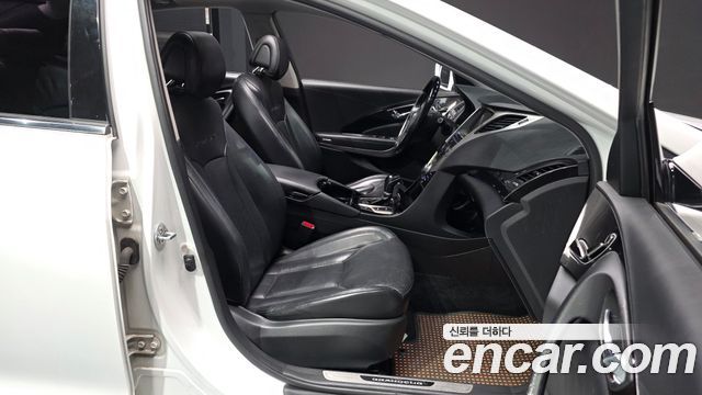 Hyundai Grandeur 2011 thumb 10
