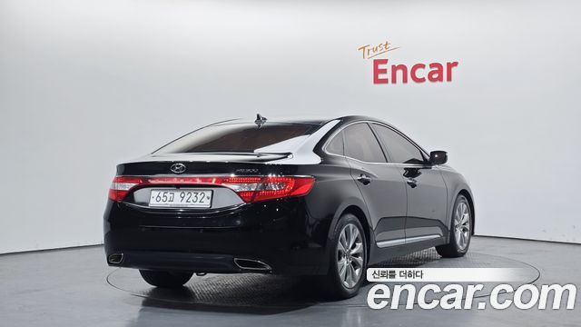Hyundai Grandeur 2011 thumb 3