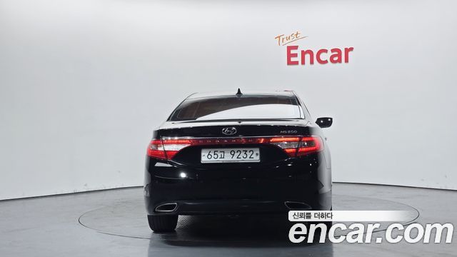 Hyundai Grandeur 2011 thumb 5
