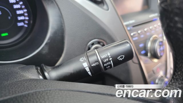 Hyundai Grandeur 2011 thumb 12