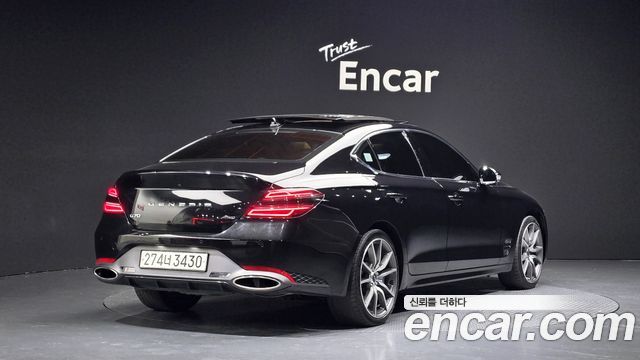 Genesis G70 2021 thumb 3