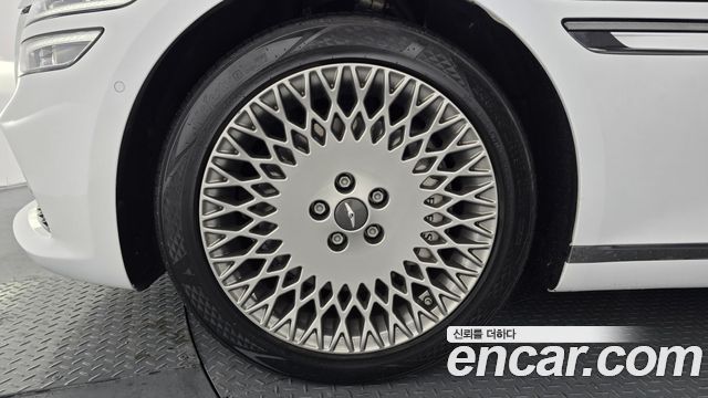 Genesis G80 2022 thumb 6