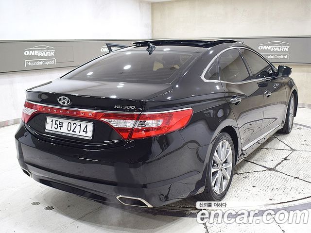 Hyundai Grandeur 2015 thumb 4
