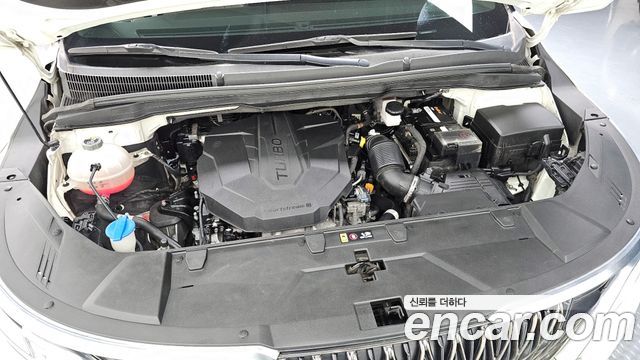 Kia Carnival 2021 thumb 7