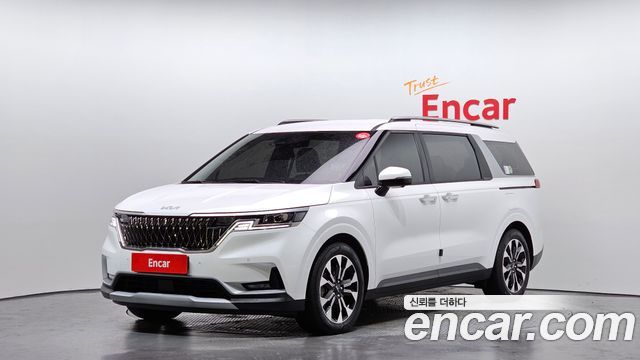 Kia Carnival 2021 thumb 2