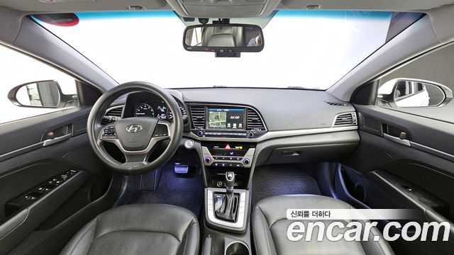 Hyundai Avante 2017 thumb 8