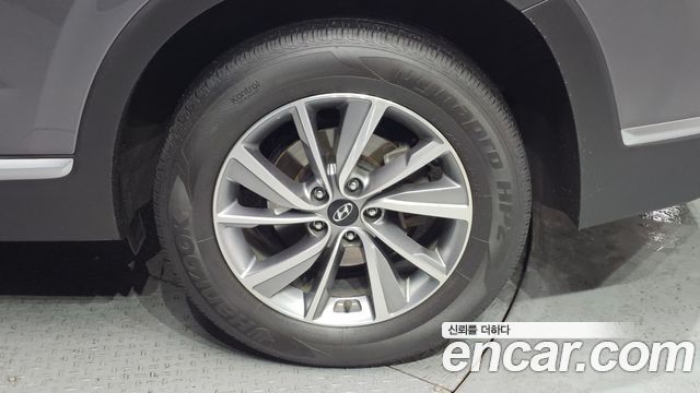 Hyundai Santa Fe 2019 thumb 6