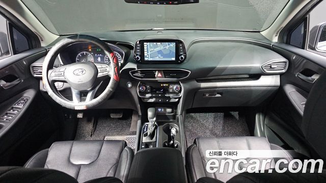 Hyundai Santa Fe 2019 thumb 8