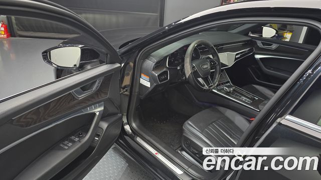 Audi A6 2021 thumb 11