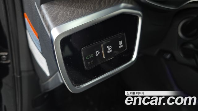 Audi A6 2021 thumb 12