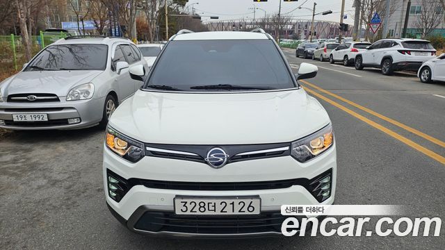 SsangYong Tivoli 2023 thumb 3