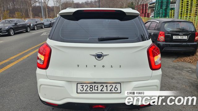 SsangYong Tivoli 2023 thumb 5