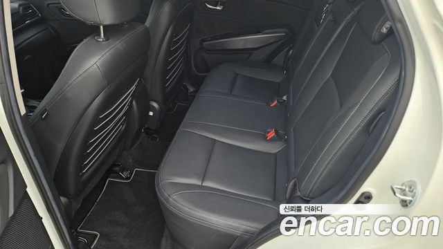 SsangYong Tivoli 2023 thumb 8