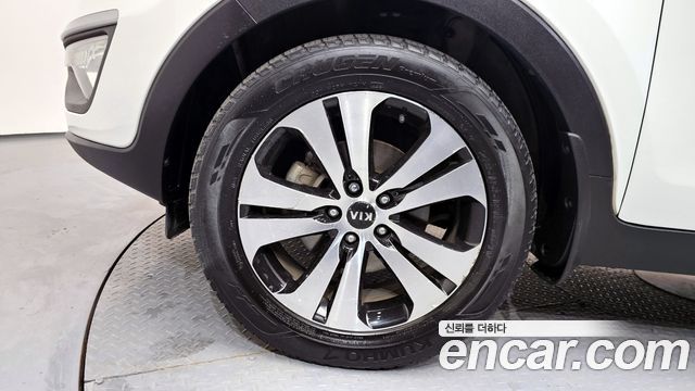 Kia Sportage 2012 thumb 6