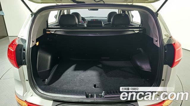 Kia Sportage 2012 thumb 12