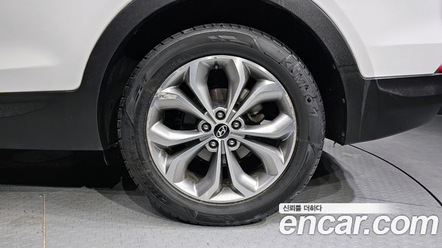 Hyundai Santa Fe 2013 thumb 6