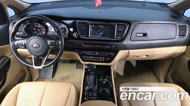 Kia Carnival 2018 thumb 7