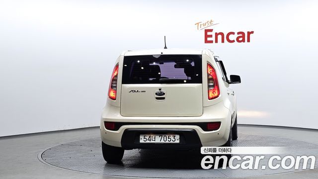 Kia Soul 2012 thumb 4