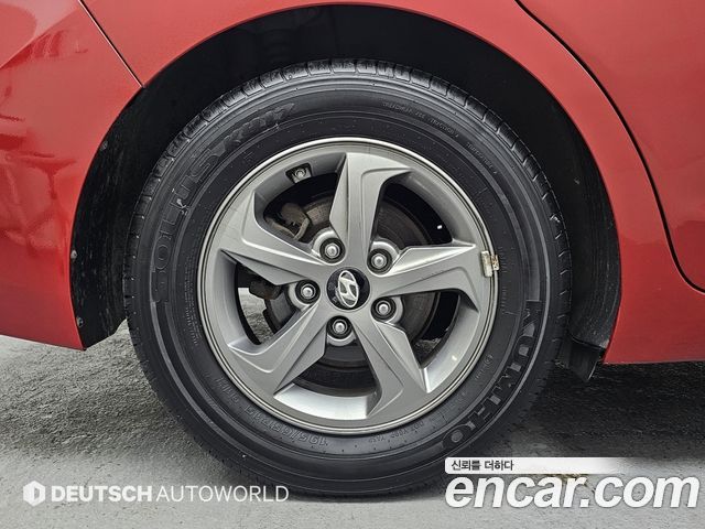 Hyundai Avante 2016 thumb 6