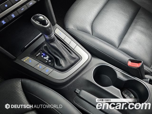 Hyundai Avante 2016 thumb 10