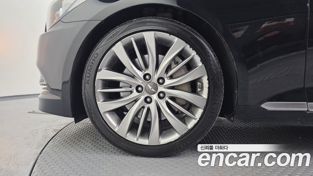 Hyundai Genesis 2016 thumb 6