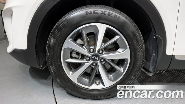 Kia Sorento 2018 thumb 5