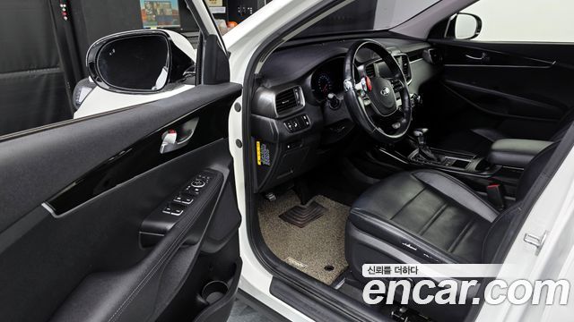 Kia Sorento 2018 thumb 10