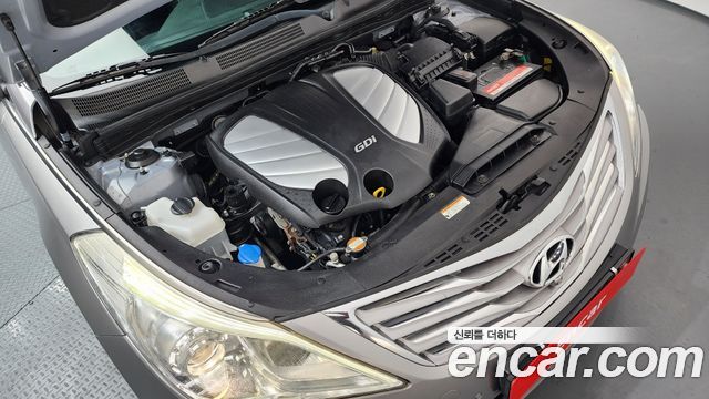 Hyundai Grandeur 2011 thumb 6