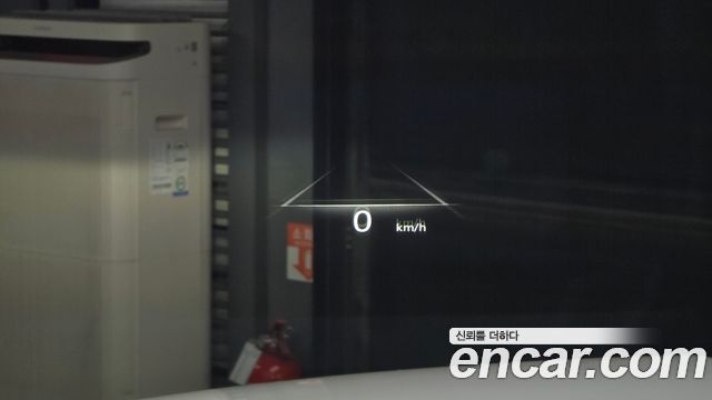 Genesis GV70 2022 thumb 12