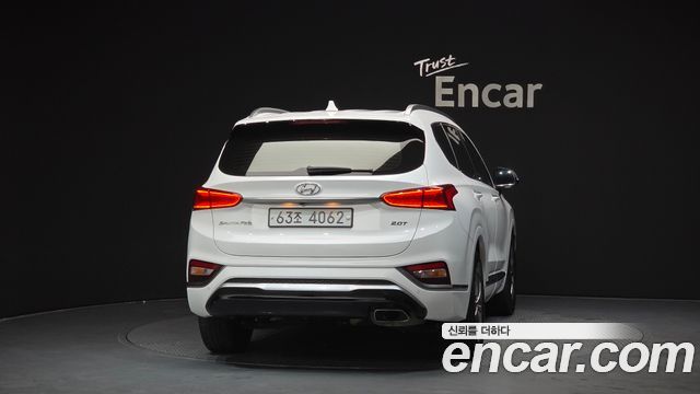 Hyundai Santa Fe 2019 thumb 5