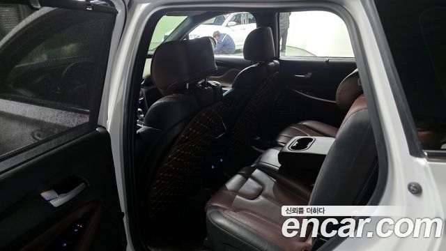 Hyundai Santa Fe 2019 thumb 12