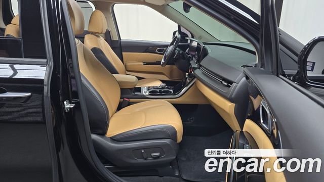 Kia Carnival 2021 thumb 12