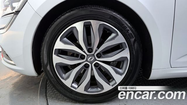 Renault Korea SM6 2016 thumb 6