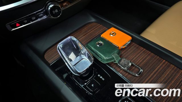 Volvo V60 2023 thumb 5
