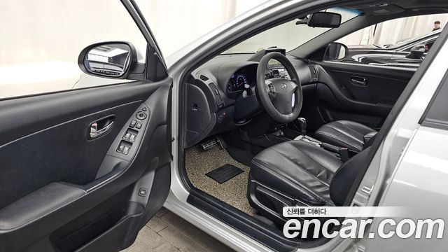 Hyundai Avante 2009 thumb 10