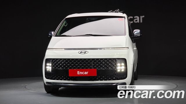 Hyundai Staria 2022 thumb 4