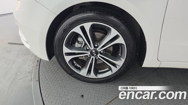 Kia K3 2015 thumb 6