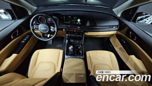 Kia Carnival 2023 thumb 8