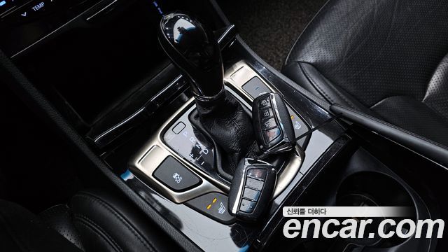 Hyundai Grandeur 2012 thumb 10