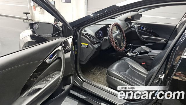 Hyundai Grandeur 2012 thumb 11