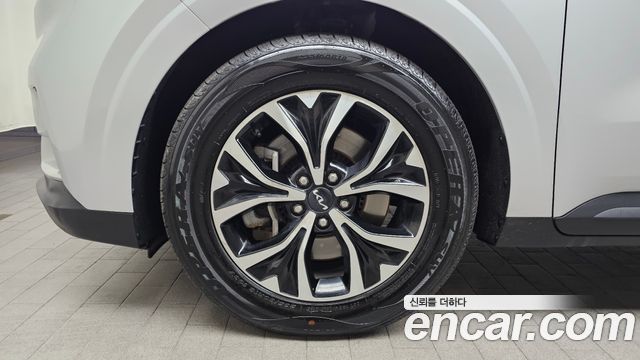 Kia Carnival 2022 thumb 6