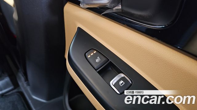 Kia Carnival 2022 thumb 11
