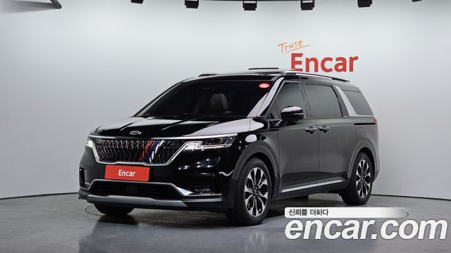 Kia Carnival 2021 thumb 2