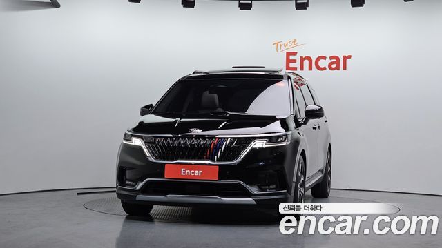 Kia Carnival 2021 thumb 4