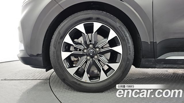 Kia Carnival 2021 thumb 6