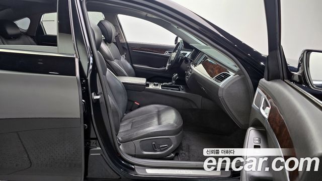Hyundai Genesis 2015 thumb 10