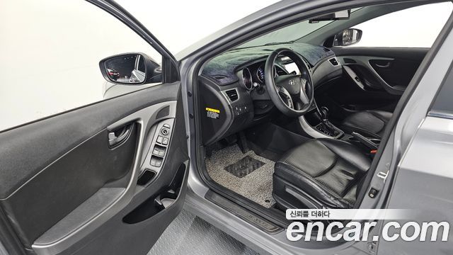 Hyundai Avante 2014 thumb 10
