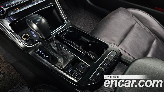 Hyundai Grandeur 2017 thumb 10